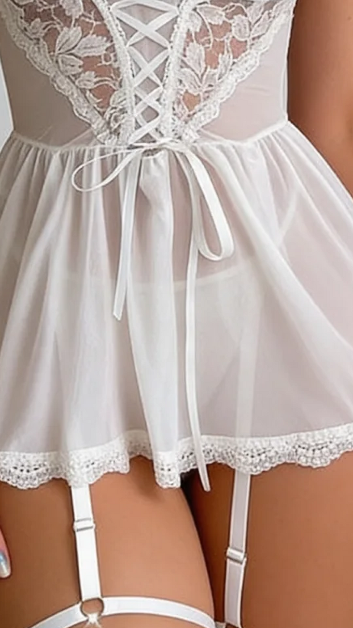 Nova Elegant Nightgown with Floral Pattern