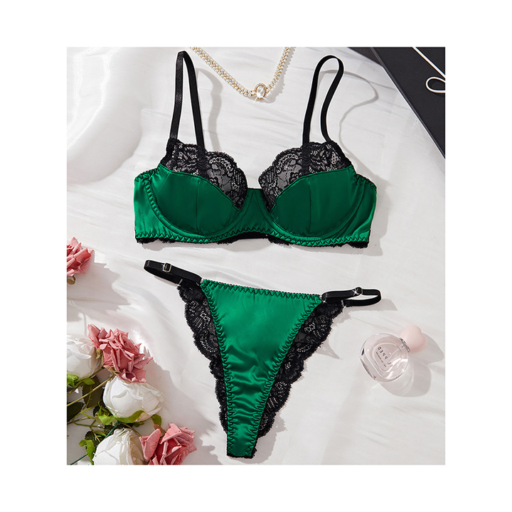 Elizabeth Lingerie Set